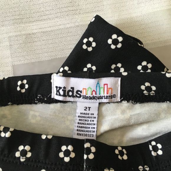 Headquarters baby girl 2 piece set size 2T. - Picture 10 of 10